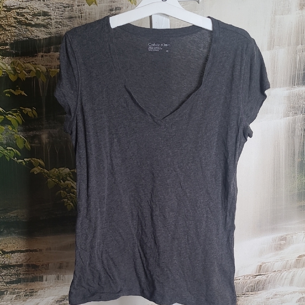 Calvin Klein Womens Medium Dark Gray Vneck Short Sleeve Comfy Tee